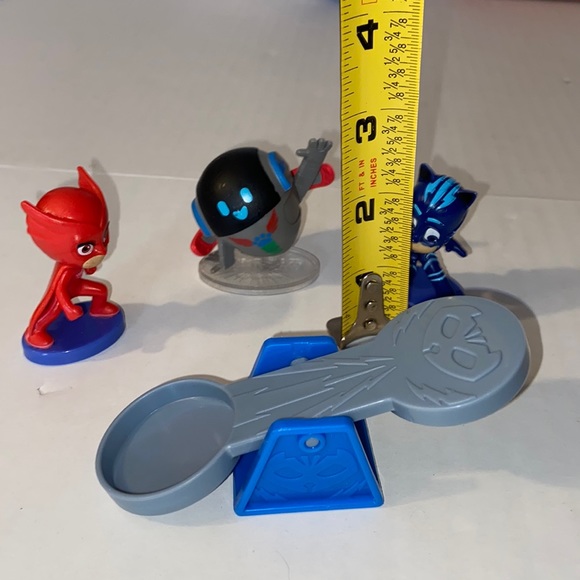 PJ Masks Mini Figures And Catapult - Picture 10 of 10
